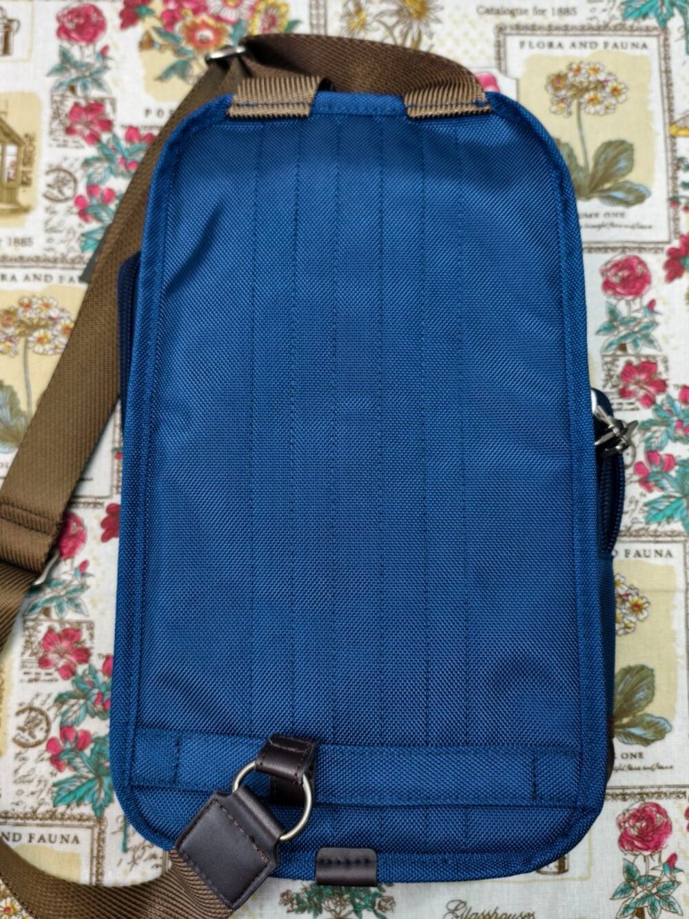 Tumi Alpha Bravo Monterey Sling Bag - Picture 4 of 9
